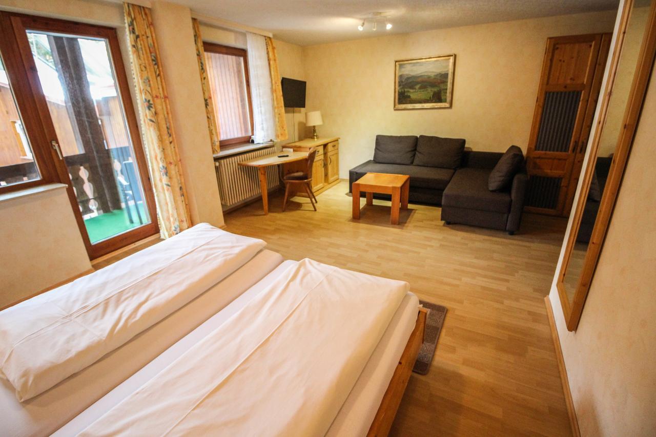 Bogensporthotel "Bad" Eisenbach  Extérieur photo