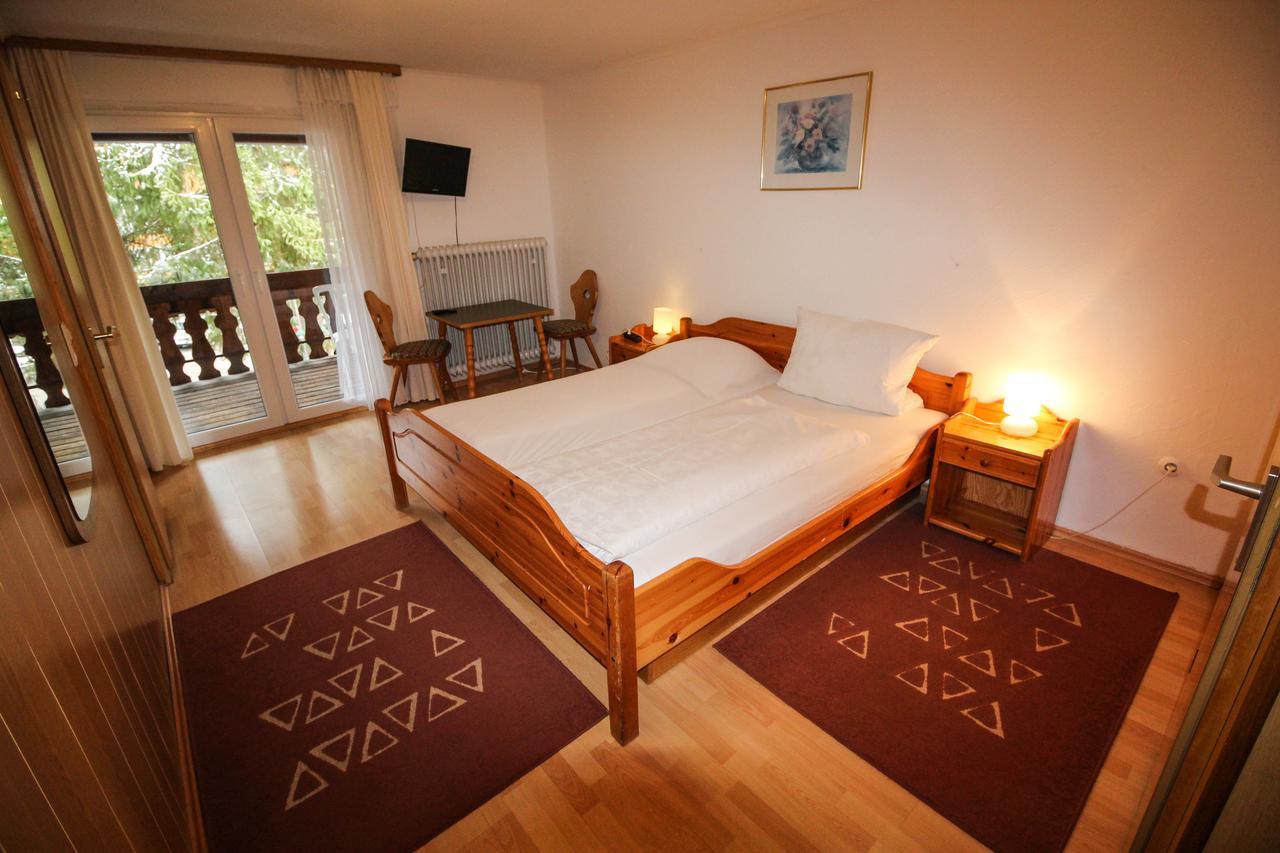 Bogensporthotel "Bad" Eisenbach  Extérieur photo
