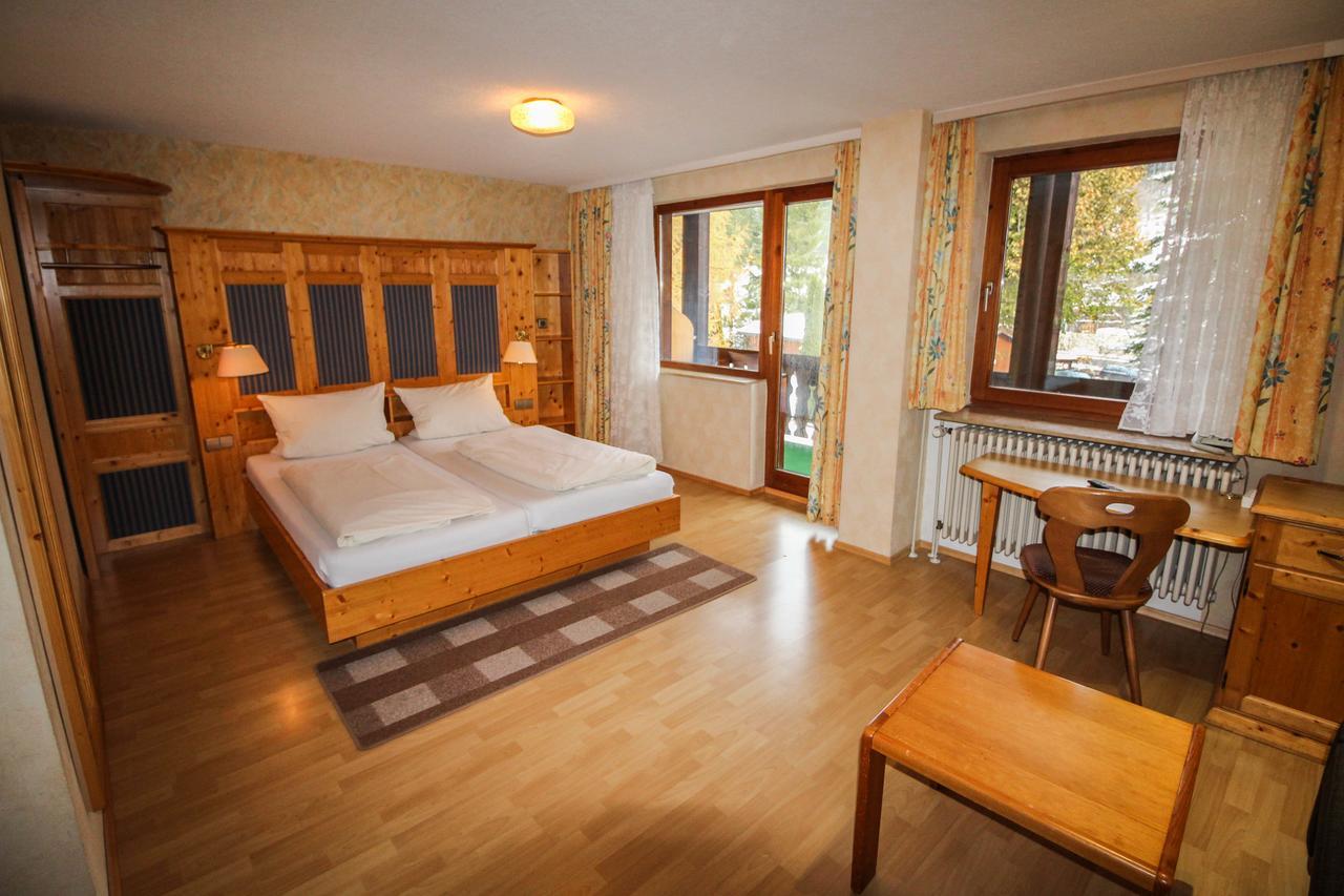 Bogensporthotel "Bad" Eisenbach  Extérieur photo
