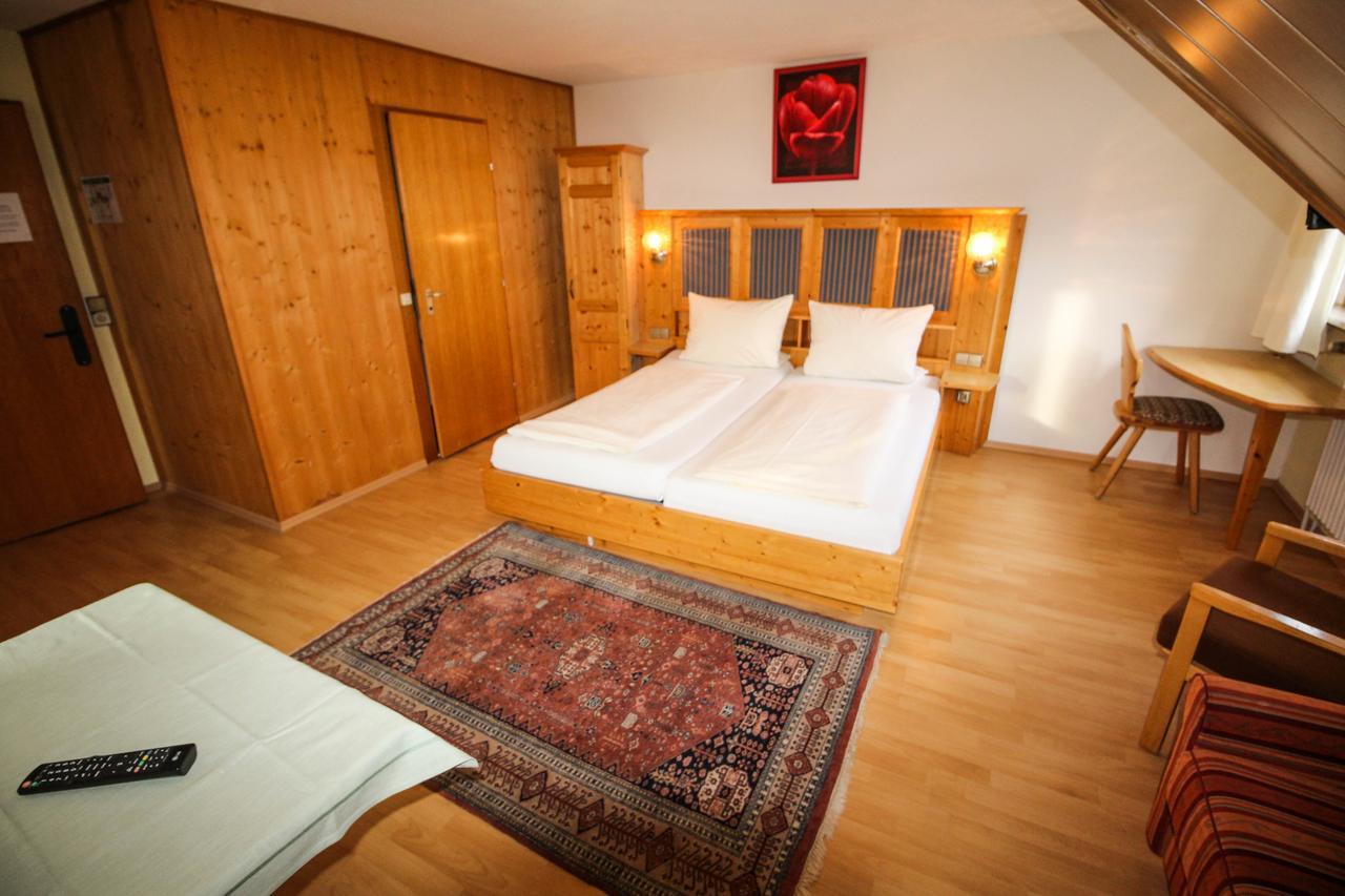 Bogensporthotel "Bad" Eisenbach  Extérieur photo