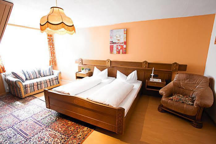 Bogensporthotel "Bad" Eisenbach  Extérieur photo